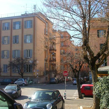 A Casa Cibella Bed & Breakfast Рим Екстериор снимка